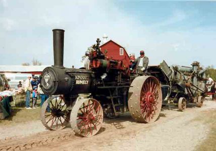16 HP Advance-Rumely Universal Steam Traction Engine: The Steamer That Could Image